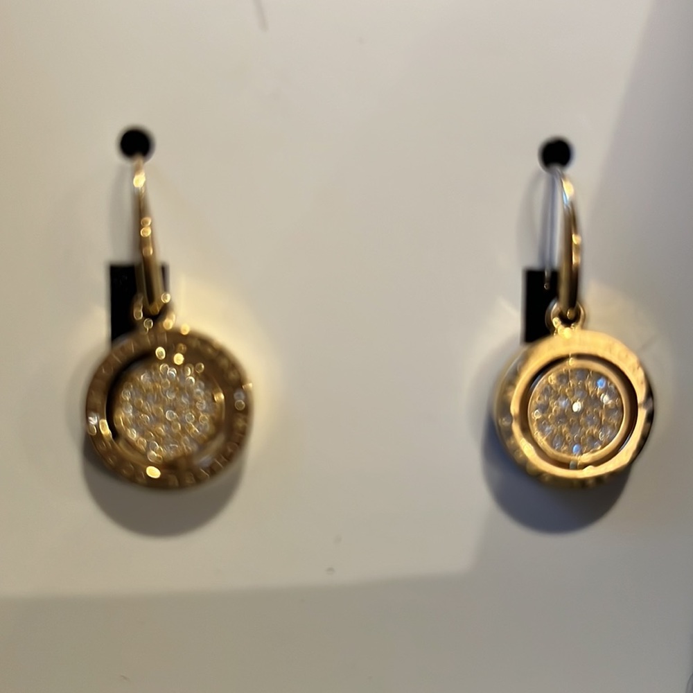 New MICHAEL KORS GOLD-TONE FLIP GLITZ REVERSIBLE CRYSTAL PAVE EARRINGS NEW - Picture 7 of 12